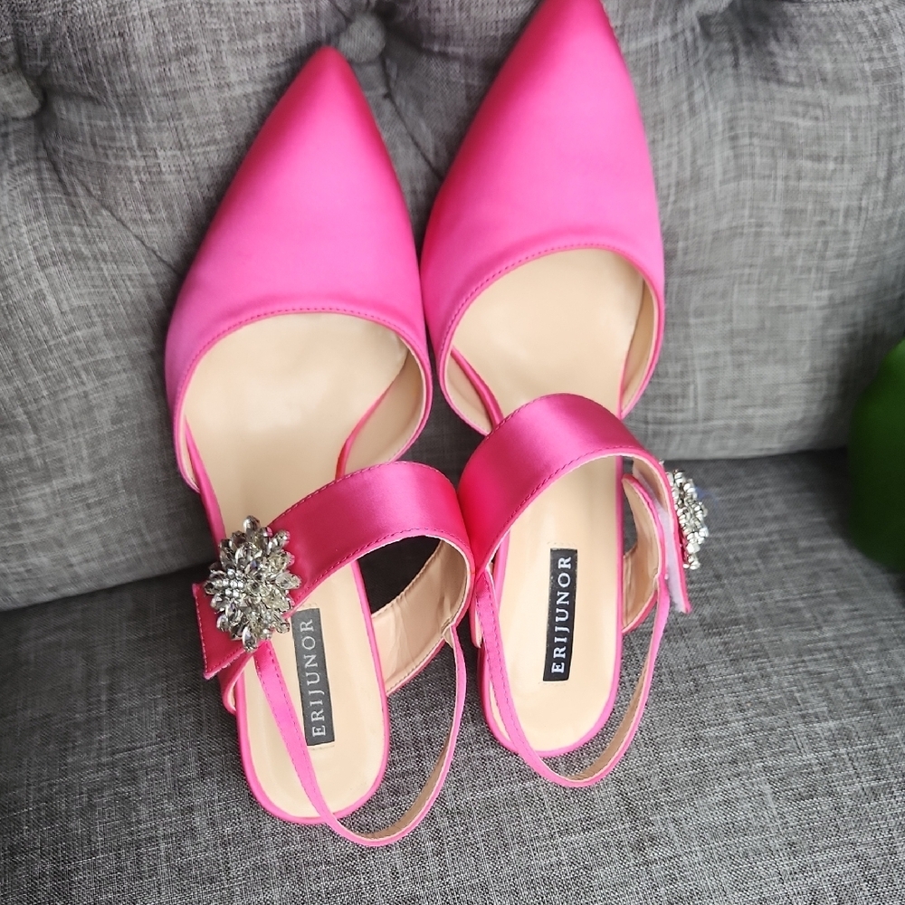 Vibrant Pink Heels with Dazzling Embellishment - Picture 3 of 14